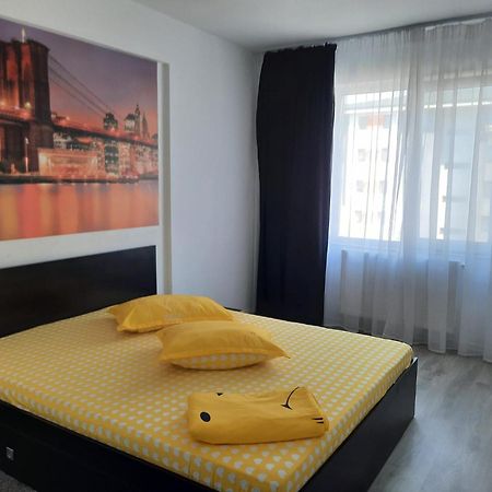 Cazare Apartament 2 Camere Decomandat Militari Chiajna 외부 사진